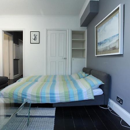 شقة Walk To Notting Hill /Paddington 1 B/R With Patio لندن المظهر الخارجي الصورة